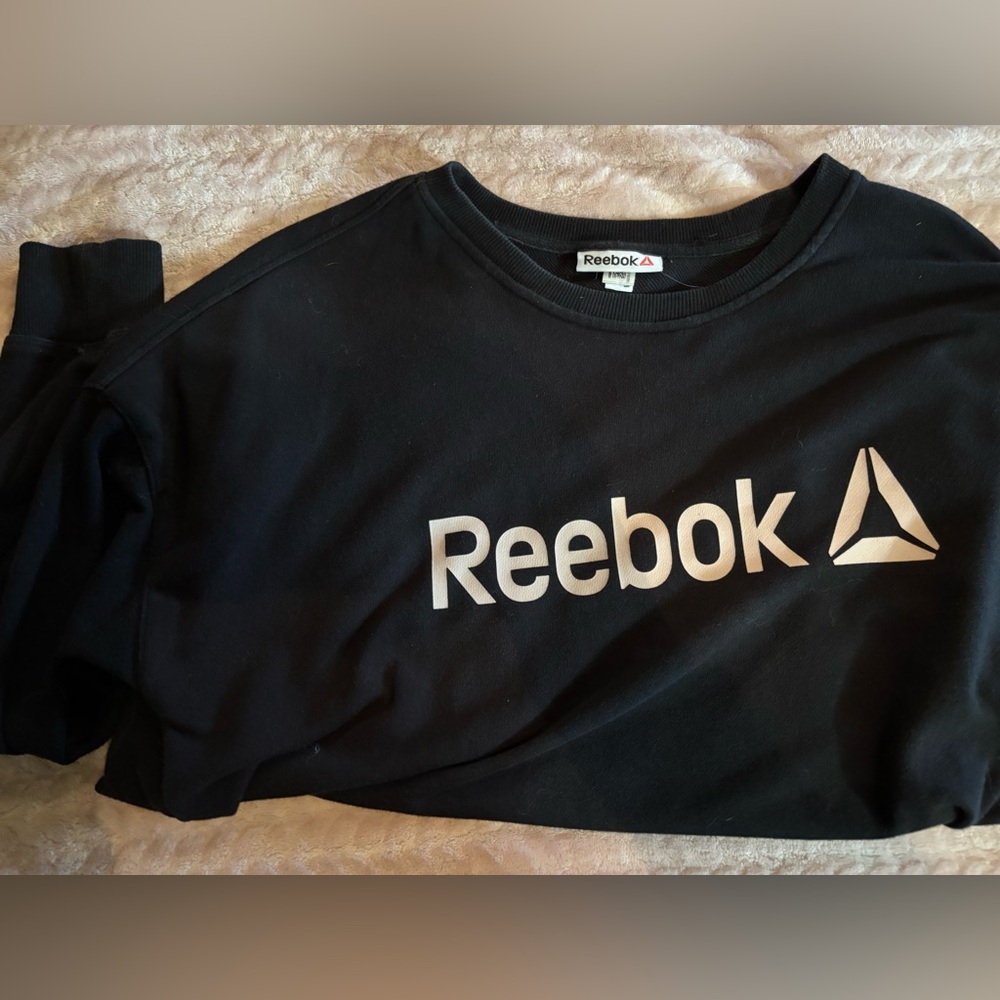 Reebok Black Sweatshirt